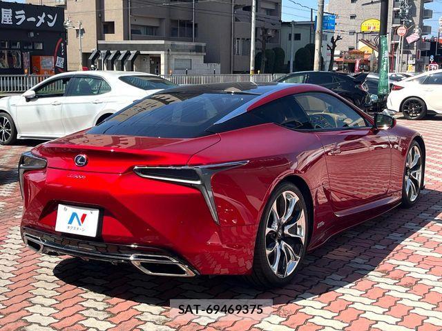 Lexus LC 2017-12 6011611-17