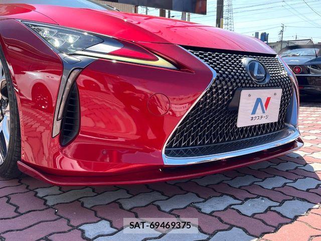 Lexus LC 2017-12 6011611-3