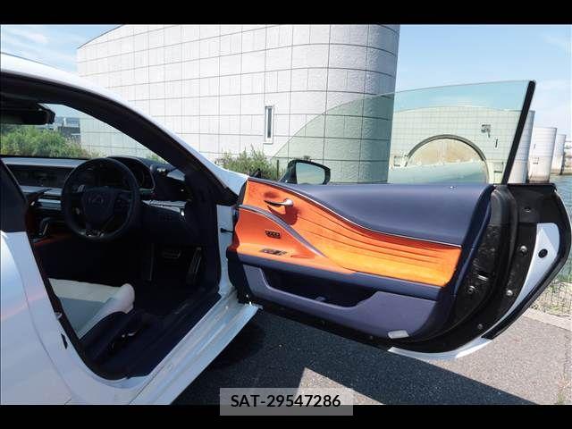 Lexus LC 2017-11 7220967-18