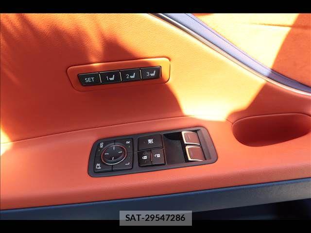 Lexus LC 2017-11 7220967-20