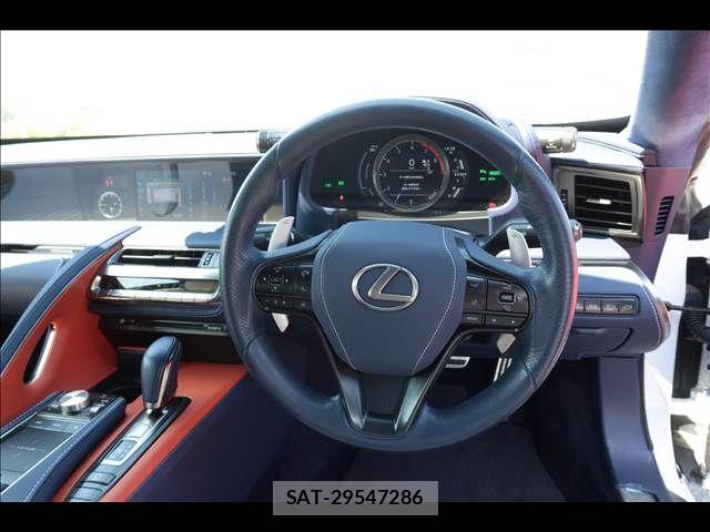 Lexus LC 2017-11 7220967-24