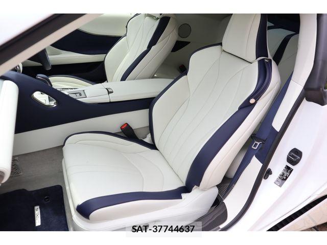 Lexus LC 2025-09 7220969-9