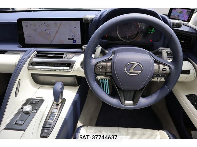 Lexus LC 2025-09 7220969-12