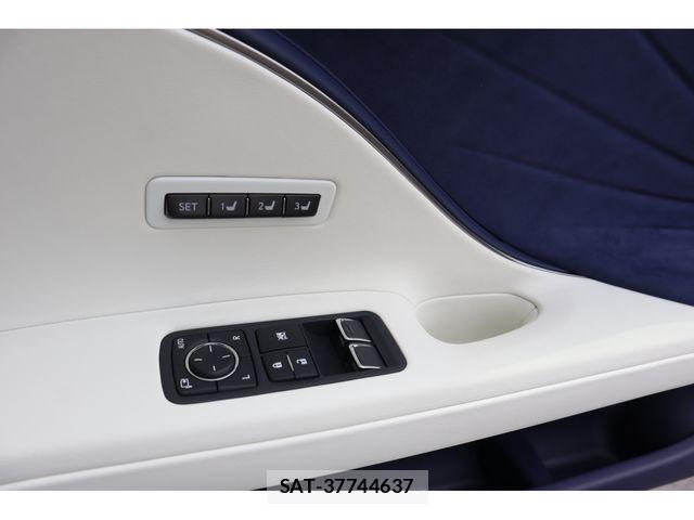 Lexus LC 2025-09 7220969-17