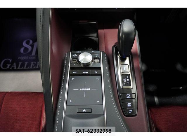 Lexus LC 2018-01 7272226-22