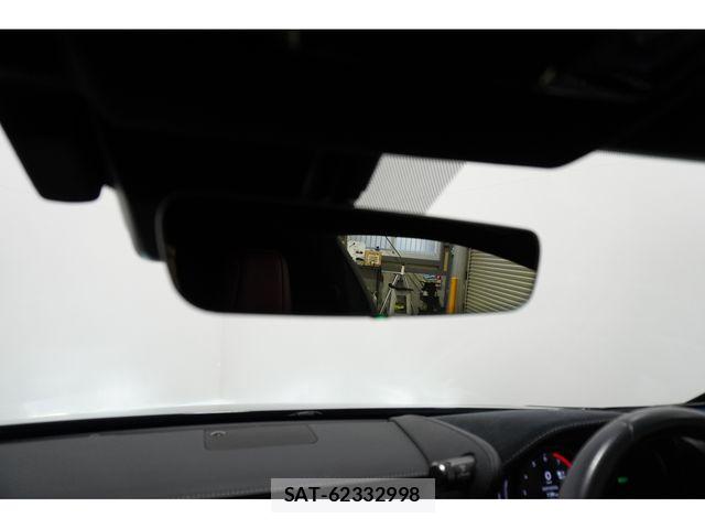 Lexus LC 2018-01 7272226-26