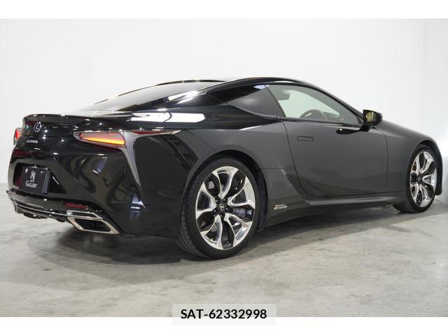 Lexus LC 2018-01 7272226-7