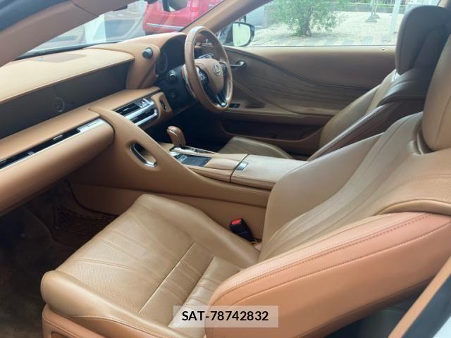 Lexus LC 2017-06 7358491-11