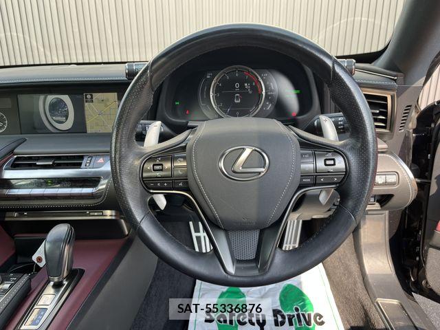 Lexus LC 2017-08 8100135-9