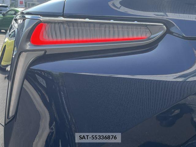 Lexus LC 2017-08 8100135-22