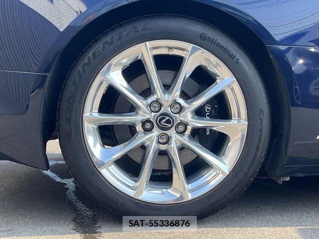 Lexus LC 2017-08 8100135-26