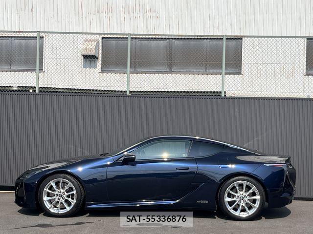 Lexus LC 2017-08 8100135-4