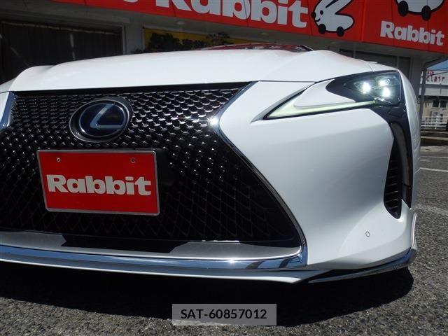 Lexus LC 2017-09 8208383-10