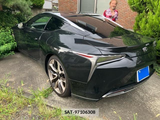 Lexus LC 2017-08 8336557-11