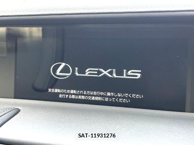 Lexus LC 2018-08 8354845-4