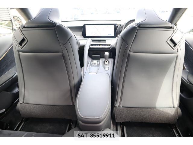 Lexus LC 2023-09 8780852-11