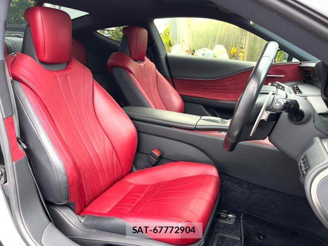 Lexus LC 2017-11 8880506-12