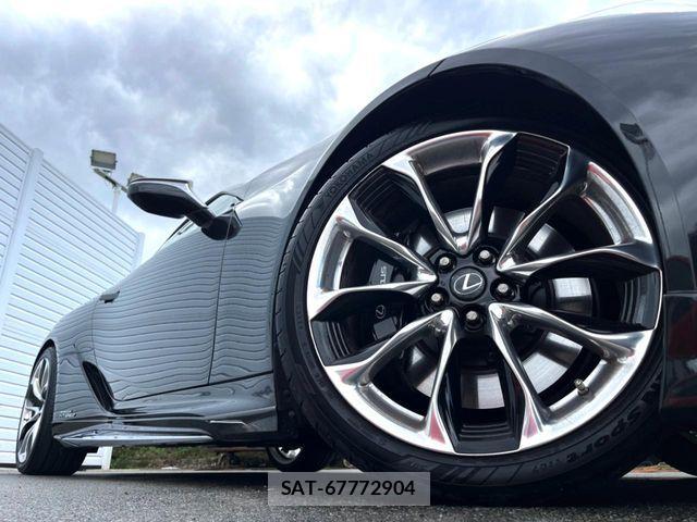 Lexus LC 2017-11 8880506-16