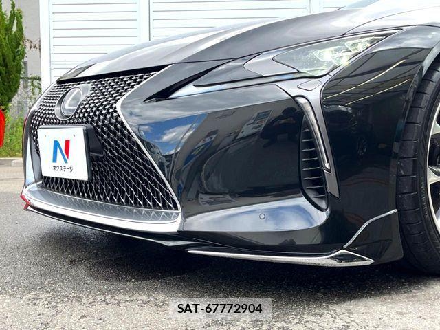 Lexus LC 2017-11 8880506-2
