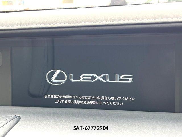 Lexus LC 2017-11 8880506-4