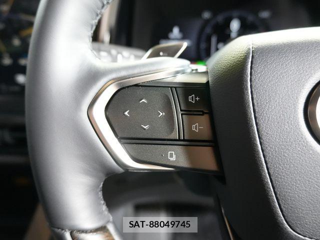 Lexus LM 2024-12 4755026-16