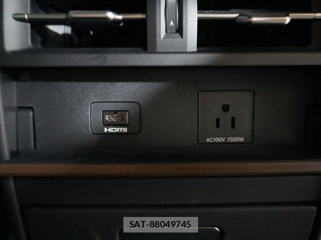 Lexus LM 2024-12 4755026-20