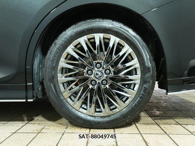 Lexus LM 2024-12 4755026-29