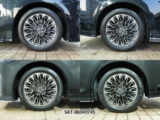 Lexus LM 2024-12 4755026-4