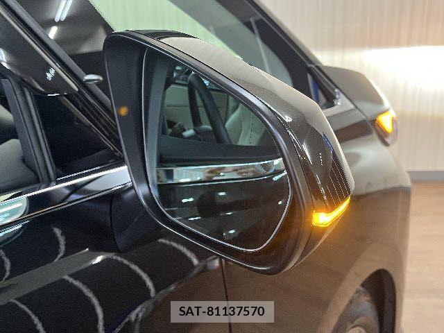 Lexus LM 2025-11 6011614-24