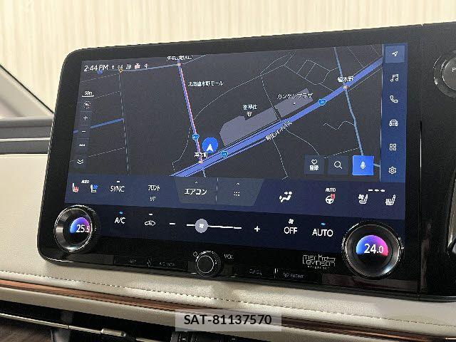 Lexus LM 2025-11 6011614-4