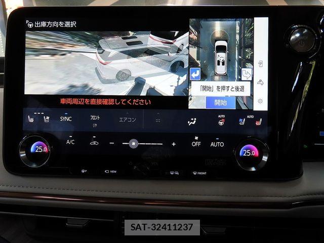 Lexus LM 2025-03 6216394-16