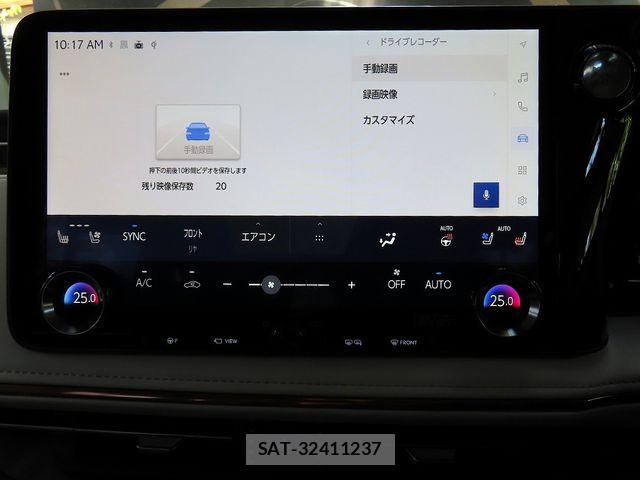 Lexus LM 2025-03 6216394-17