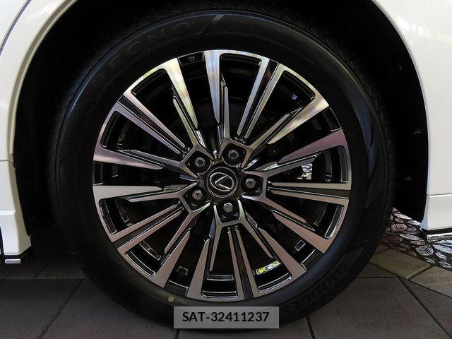Lexus LM 2025-03 6216394-28