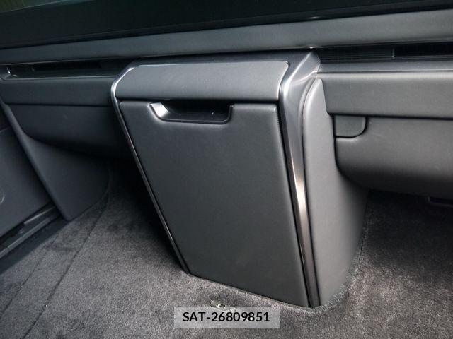 Lexus LM 2024-02 6612843-10