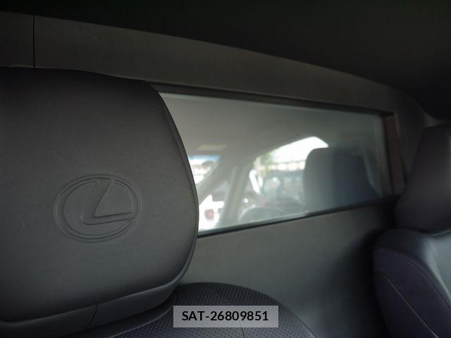 Lexus LM 2024-02 6612843-23