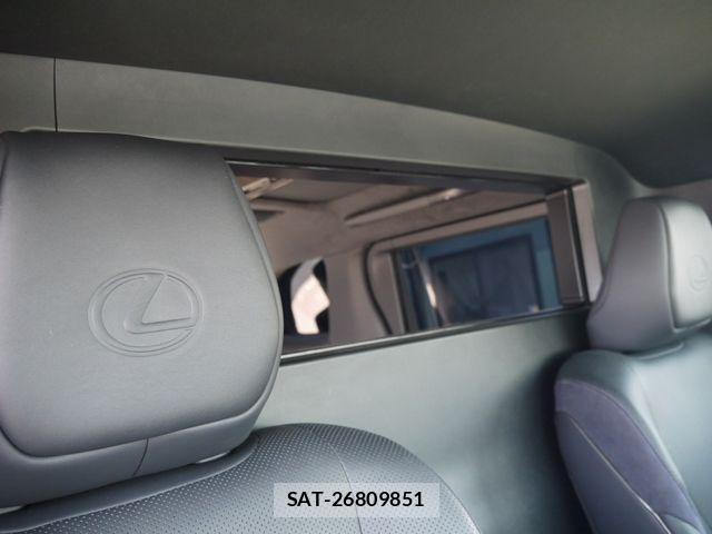 Lexus LM 2024-02 6612843-24