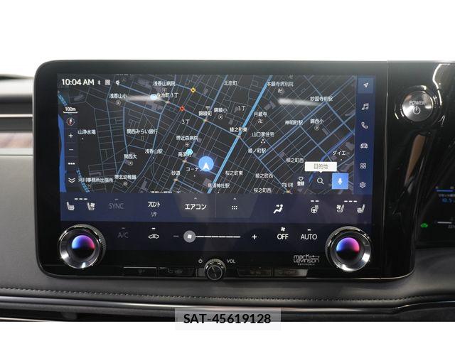 Lexus LM 2025-03 6672268-9