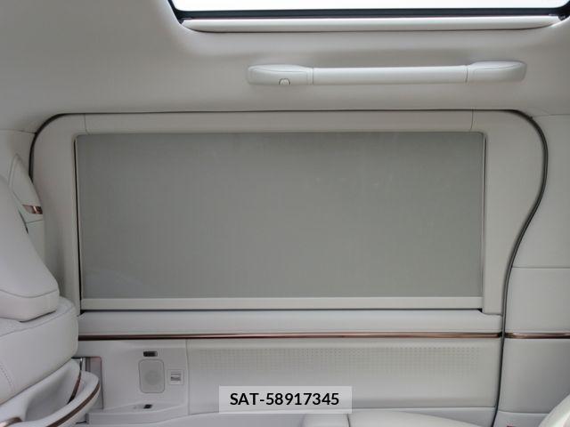 Lexus LM 2025-03 6676677-22