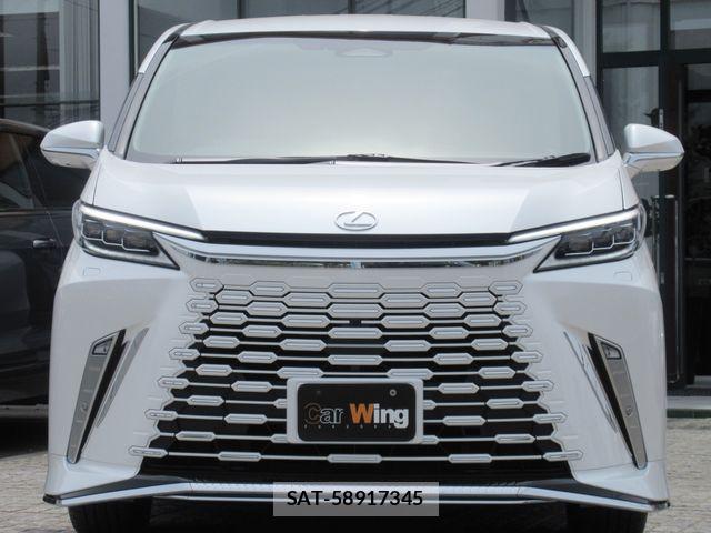 Lexus LM 2025-03 6676677-2