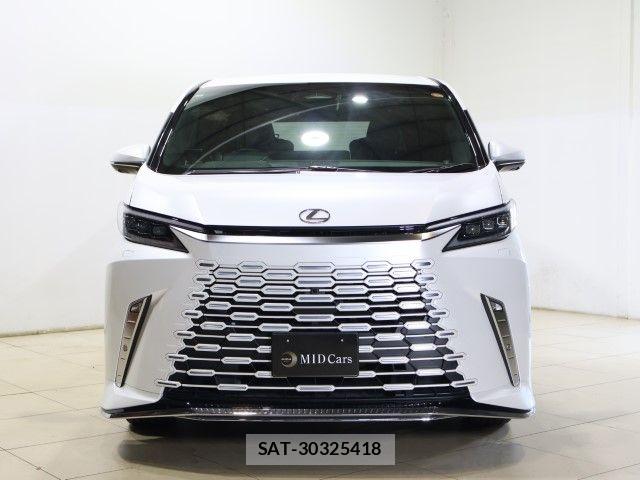 Lexus LM 2024-06 6676678-15