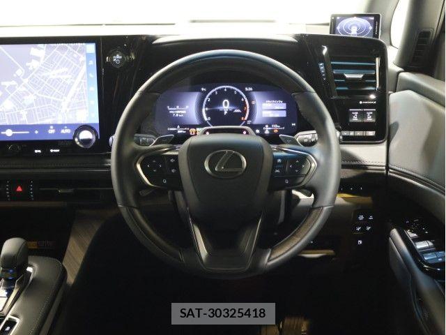 Lexus LM 2024-06 6676678-24