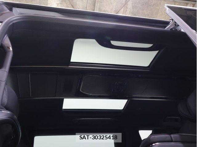 Lexus LM 2024-06 6676678-3