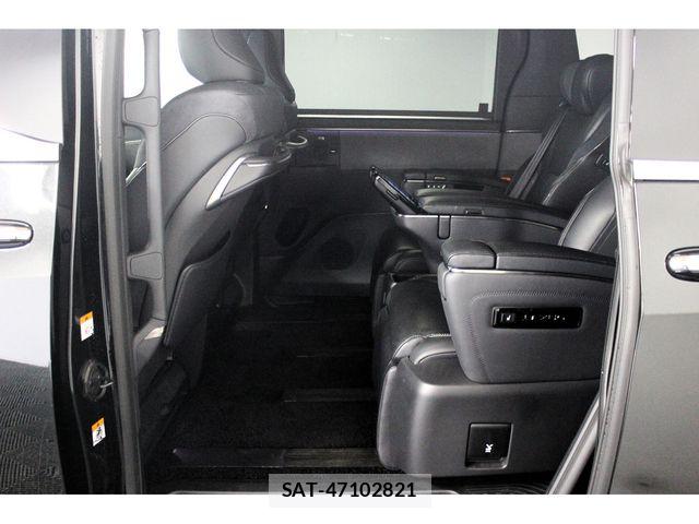 Lexus LM 2024-11 6716523-10