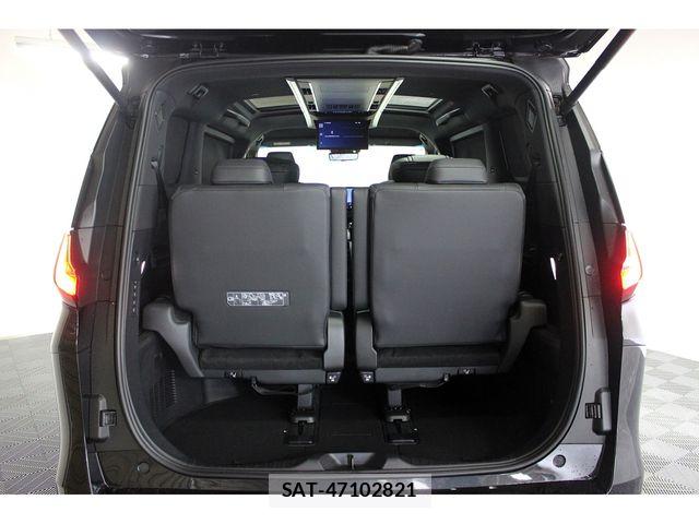 Lexus LM 2024-11 6716523-7
