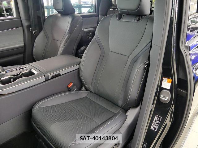 Lexus LM 2024-12 7220972-15