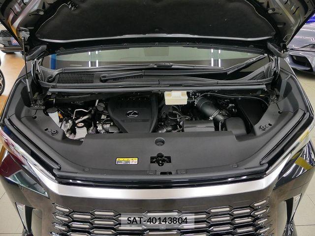 Lexus LM 2024-12 7220972-19