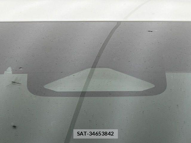 Lexus LM 2024-10 7220970-4