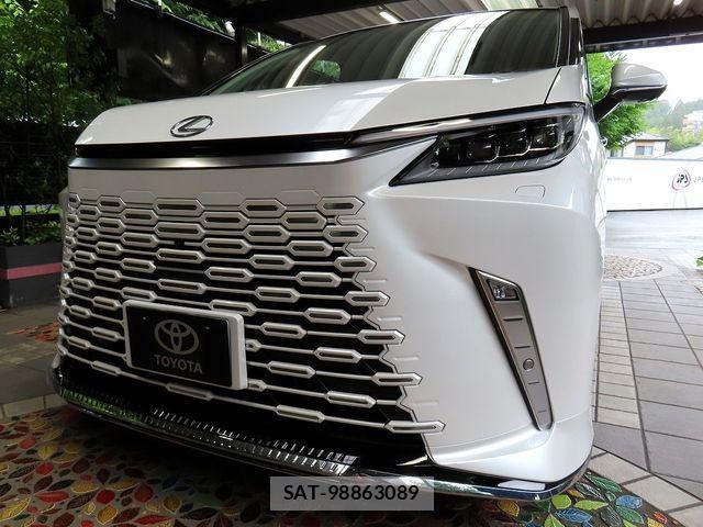 Lexus LM 2026-05 7725073-0