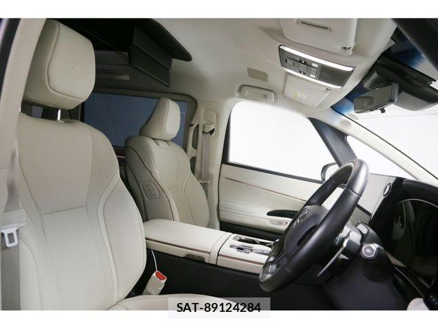 Lexus LM 2024-08 7725076-10