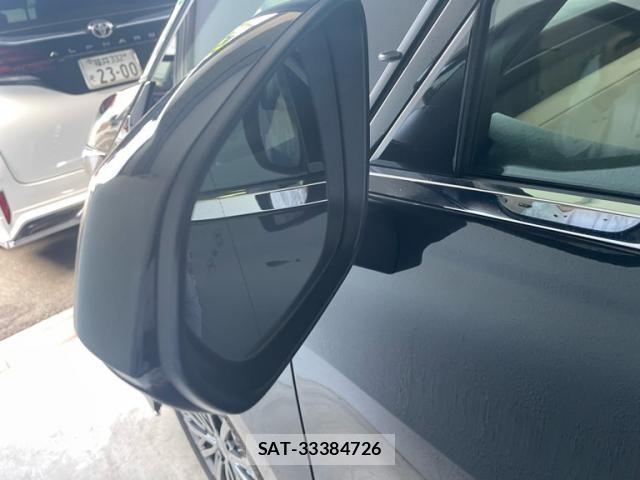 Lexus LM 2024-08 7786502-14